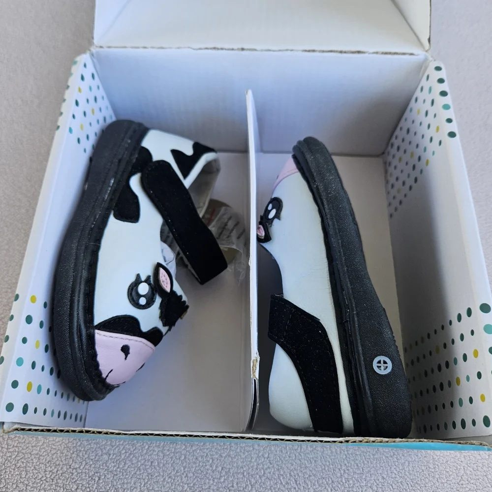 Wee Squeak Bessie Moo Cow Squeaker Toddler Shoes SZ 5 Black White Hook & Loop
